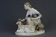 Porcelænsfigur: 
Lladro, Pige 
med kalv, h: 19 
cm