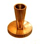Tinos 
Kanneleret 
Lysestage 8.5 
cm Vase 
Patineret 
forgyldt 
bronze. Made in 
Denmark Fin 
patina ...