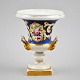 Tysk 
porcelænspokal, 
19. årh. Hvidt 
porcelæn 
dekoreret med 
guld, blå bund 
og blomster. 
...