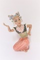 Dahl Jensen. 
Figur. 
Orientalsk 
danserinde. 
Model # 1323. 
Højde 16 cm. (2 
sortering)