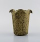 Arne Bang. Vase 
i glaseret 
keramik. 
Modelnummer 
208. Smuk 
spættet glasur 
i brune og 
olivengrønne 
...