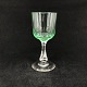 Højde 13,5 cm.
Edward er 
fremstillet på 
Holmegaard i 
perioden 
1900-1940.
Glasset er ...