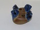 Lille Michael 
Andersen 
keramik figur, 
to blå fugle 
som lysestager.
Dekorationsnummer 
...
