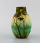 Amalric Walter 
(1870-1959) for 
Nancy. Sjælden 
vase i glaseret 
keramik 
dekoreret med 
...