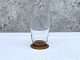 Kastrup 
Glasværk, Lis, 
Sodavands glas 
på ravgul fod, 
9cm høj, 5,5cm 
i diameter 
*Perfekt stand*
