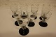 Holmegaard glas 
fra serien 
"Hørsholm" 
Klar kumme, en 
sort fod, smuk 
stilk med knop 
samt 4 ...