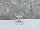 Glas med 
guirlandeslibninger 
fra Lindahl 
Nielsens 
glassliberi,  
Tøndeformet 
glas, stilk med 
...