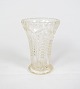 Glas vase, i 
flot antik 
stand fra 
1920erne.
18 x 12.5 cm.