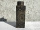 Royal 
copenhagen, 
Aluminia, Baca, 
Vase med brun 
blomst 
#870/3259, 22cm 
høj, 7,5cm 
bred, Design 
...