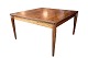 Sofabord i 
palisander af 
dansk design 
fra 1960erne. 
Bordet er i 
flot brugt 
stand. 
H - 48 cm, B 
...