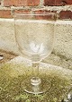 Stort gammelt 
glas i form af 
glaspokal i 
klart glas. 
Fremstår i god 
stand uden 
skader eller 
...