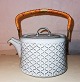 Grå tepotte i 
keramik fra 
Bing & Grøndahl 
fra serien 
Cordial. 
Fremstår i god 
stand uden 
skader ...
