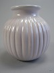Vase Hjorth 
Keramik 216  H: 
10 cm.