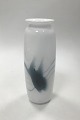 Holmegaard 
Atlantis Vase. 
Deignet af 
Michael Bang. 
Måler 26 cm ( 
10.24 in. )
