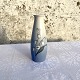 Bing & 
Grøndahl, 
Liljekonval 
vase, Convalla, 
#57/126, 13cm 
høj, 4,5cm i 
diameter 
*Perfekt stand*