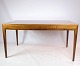 Skrivebordet i 
palisander, 
designet af 
Severin Hansen 
og fremstillet 
af Haslev 
Møbelfabrik i 
...