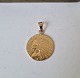 1915 Gold 
United States 
$2.5 Dollar 
Indian head 
quater Eagel 
mønt omlavet 
til vedhæng.
21,6 ...