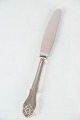 Middagskniv i 
rokoko af dansk 
sølvbestik i 
tretårnet 830s. 
fremstillet hos 
Horsens ...