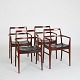 Fire armstole 
af palisander 
tegnet af Arne 
Vodder.
Sæde betrukket 
med originalt 
sort skind. ...
