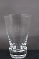 Logeglas eller 
Frimurer glas, 
ølglas 
dekoreret med 
slebne symboler 
på kantsleben 
fod.
G i ...