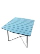 Havebord med en 
lyseblå 
bordplade af 
svensk design i 
fin stand. 
Mål i cm: H:72 
B:91,5 D:84 - 3 
...