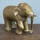 Stor Indisk 
elefant med 
traditionel 
Indisk bryllups 
udsmykning.
Udført af 
patineret 
bronze. ...
