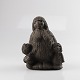 Figur i keramik 
med motiv af 
troldemor med 
to troldebørn
Design Vibetke 
Utke ...