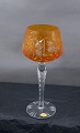 Bøhmiske 
krystalglas til 
rødvin, hvidvin 
eller 
rhinskvin. 
Rømerglas med 
orange kumme. 
På ...
