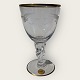 Lyngby Glas, 
Måge 
Krystalglas med 
slibninger og 
guldkant, 
Rødvin, 13cm 
høj, 7cm i 
diameter ...