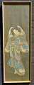Japansk 
kunstner (19. 
&aring;rh): En 
kvinde i kimono 
s&aelig;tter 
sit h&aring;r. 
Farvelagt ...