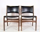 Sæt af 2 stole, 
designet af 
Erik Buch model 
89 fremstillet 
af Anderstrup 
Møbelfabrik i 
teaktræ i ...