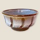 Bornholmsk 
keramik, 
Søholm, Skål, 
26,5cm i 
diameter, 13cm 
høj, Nr. 
3182-2, Design 
Maria Phillipi 
...
