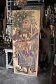 Dekorativ , 
gammel jule 
planche ( tapet 
på pap og træ 
ramme ) med 
julemands motiv 
med sæk og ...
