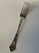 Antik Sølv 
Frokost gaffel
Længde 18,5 
cm.
Poleret og 
lagt i pose
Flot og 
velholdt stand