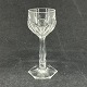 Højde 10,5 cm.
Flotte 
snapseglas i 
krystal fra 
1900 tallets 
begyndelse.
De er med 
luftbobbel ...