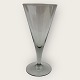 Holmegaard, 
Hamlet, 
Smokefarvet, 
Rødvinsglas, 
18,5cm høj, 
8,5cm i 
diameter *Pæn 
stand*