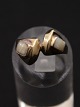 8 karat guld 
ring størrelse 
60 med tand fra 
guldsmed Kaj 
Lund Aarhus 
emne nr. 565312