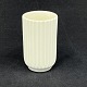 Højde 8 cm.
Flot original 
Lyngby vase fra 
Lyngby 
porcelænsfabrik.

Vasen er 
tegnet i ...