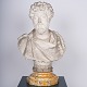 Buste i gips af 
kejser Marcus 
Aurelius. Bund 
i Giallo Siena 
marmor fra 
Italien. Fra 
slut ...