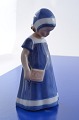 B&G figur 
porcelæn. B&G 
pigefigur "Else 
med blå kjole", 
nr. 1594. Højde 
17 cm. 2. 
Sortering, fin 
...
