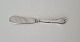 Rita smørkniv i 
sølv og stål
Stemplet: W&SS 
- 830s
Længde 15,5 
cm.