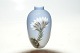 Kongelig Vase 
med Kaktus 
Blomst
Dek. nr. 
2672/47A eller 
2672/1740
Højde 11,5 cm. 
...