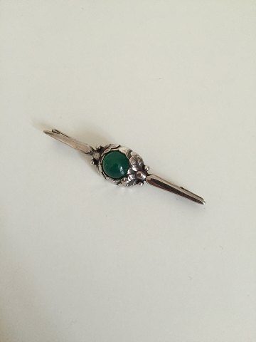 Georg Jensen Sølv Broche med grøn agat No 117 fra 1910-1920.