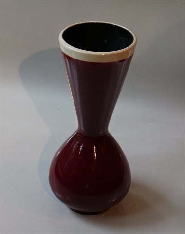 Aluminia Copenhagen Faience 2751 Aluminia Columbine vase, hour glass form 23.5 
cm 