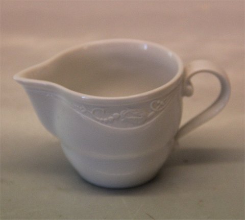 392 Small creamer 5.5 cm Royal Copenhagen  White Magnolia Classic