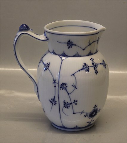 Blue Fluted Danish Porcelain 450-1 Milk Pitcher 16 cm / 1 qt. 0.73 liter
