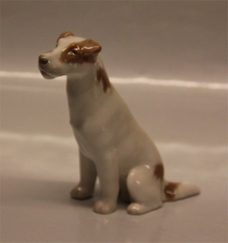 Kongelig Dansk 1558-1453 Kgl. Siddende Terrier 21,5 x 12 cm  Knud Møller 1913, 
brun version