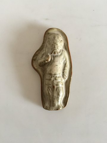 Royal Copenhagen Stentøjs Relief Figur af mand med kniv