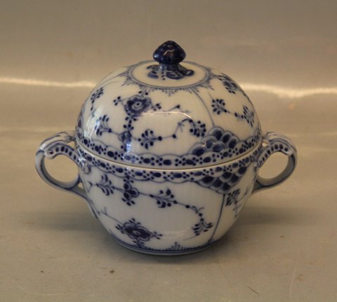 Blue Fluted Danish Porcelain half lace 691-1 Sugar bowl with lid and handles ca 
10 x 13 cm
