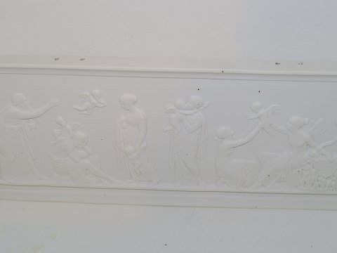 Royal Copenhagen 
Thorvaldsen bisquit relief "Kærlighedens aldre"